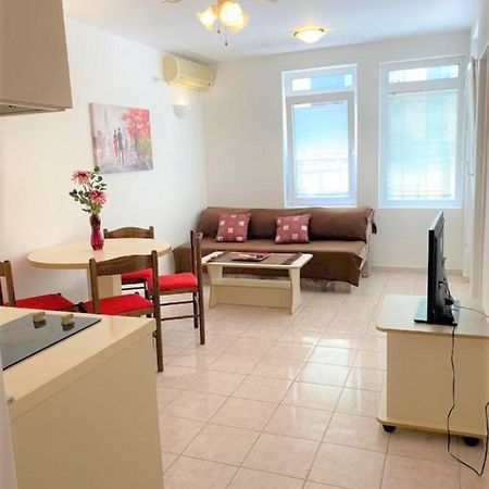 Bliss Apartments Будва Екстер'єр фото