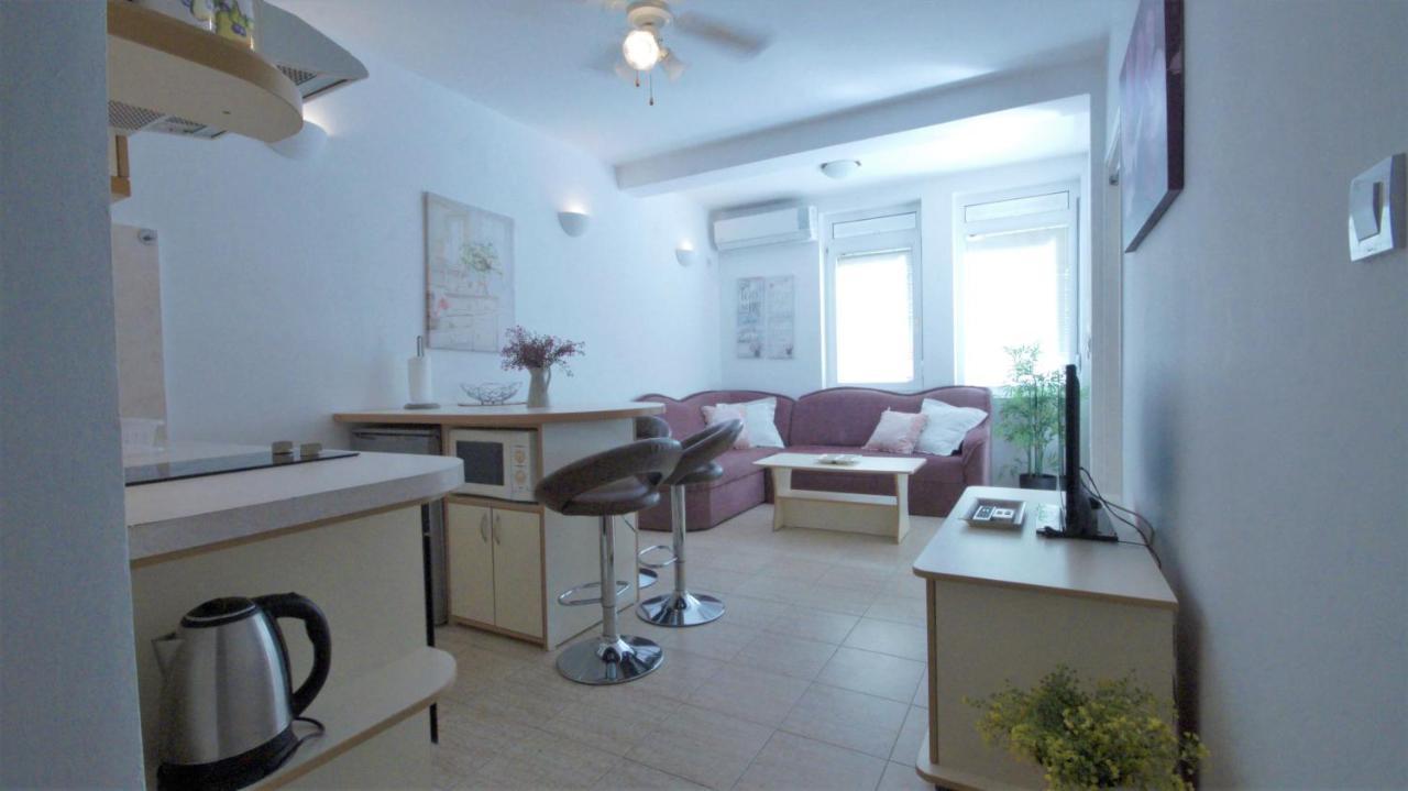 Bliss Apartments Будва Екстер'єр фото