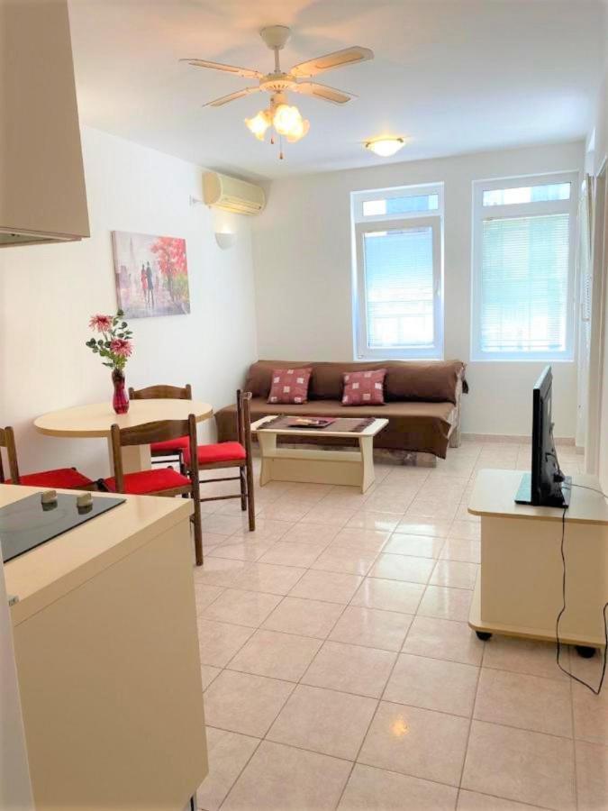 Bliss Apartments Будва Екстер'єр фото