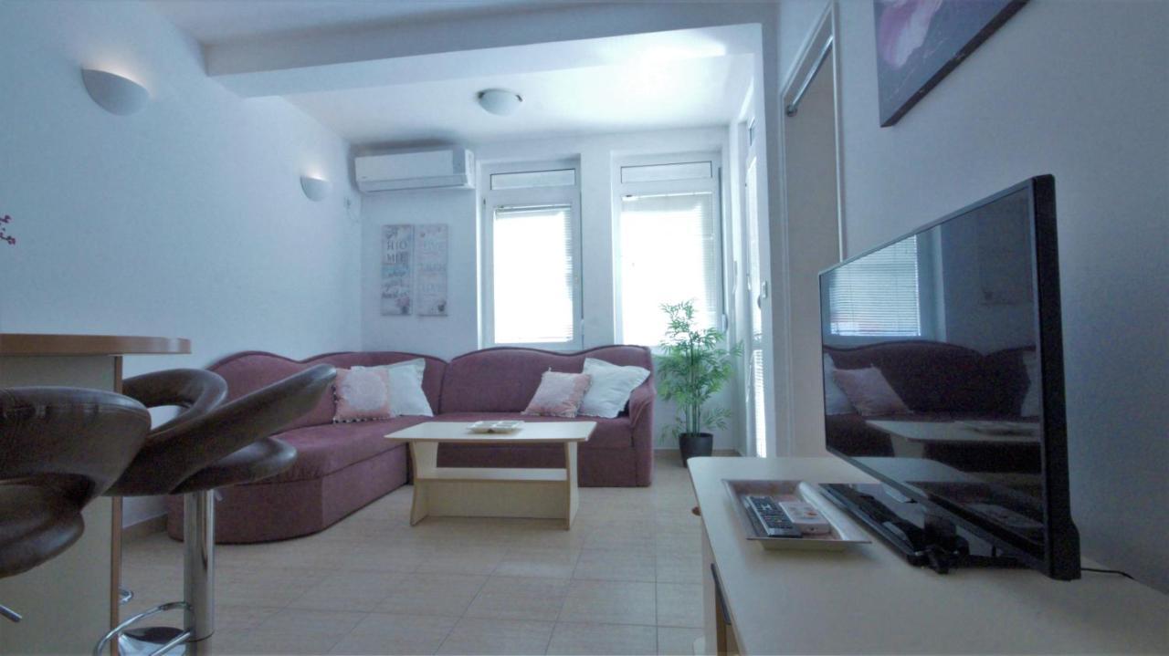 Bliss Apartments Будва Екстер'єр фото
