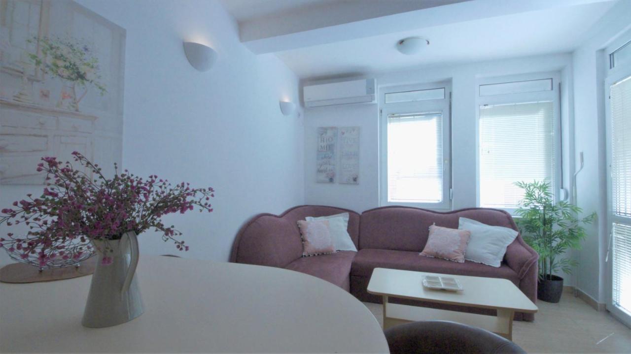 Bliss Apartments Будва Екстер'єр фото