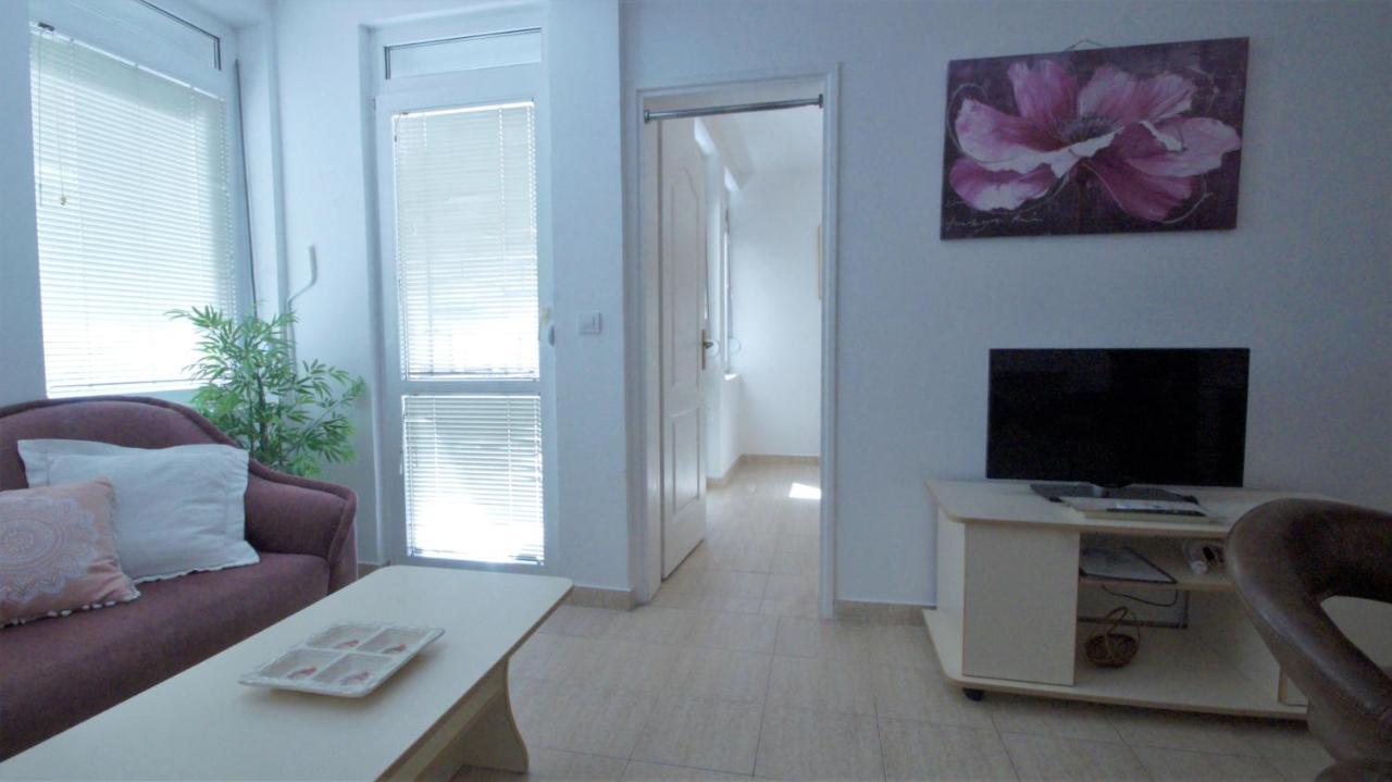 Bliss Apartments Будва Екстер'єр фото
