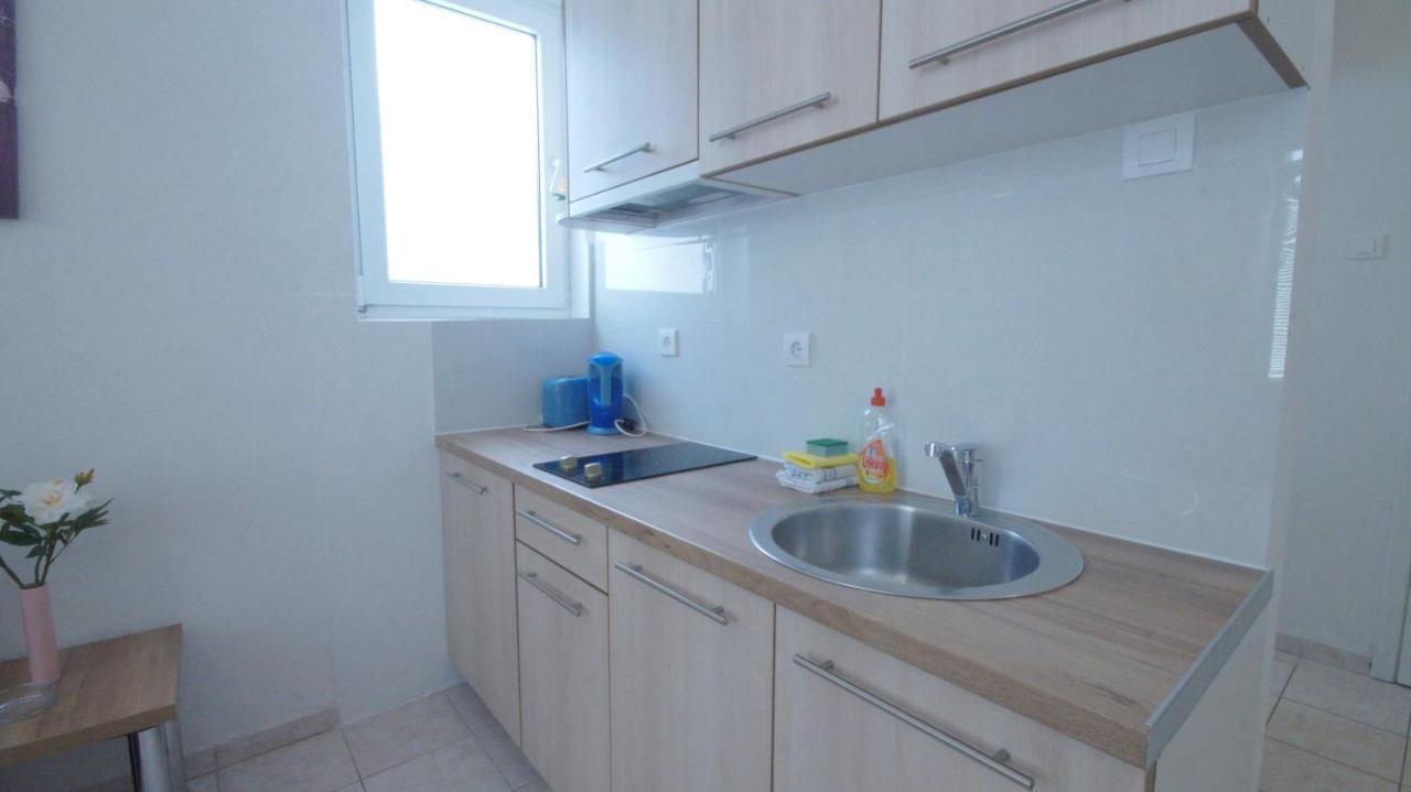Bliss Apartments Будва Екстер'єр фото
