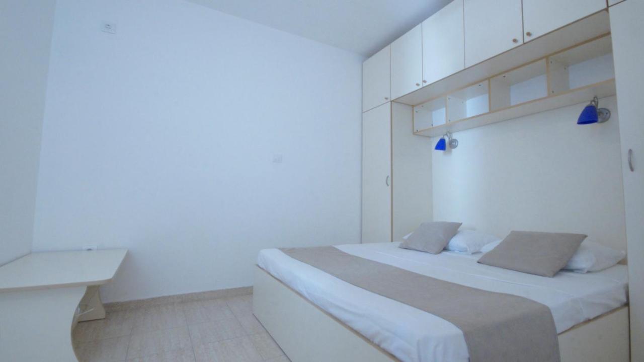Bliss Apartments Будва Екстер'єр фото