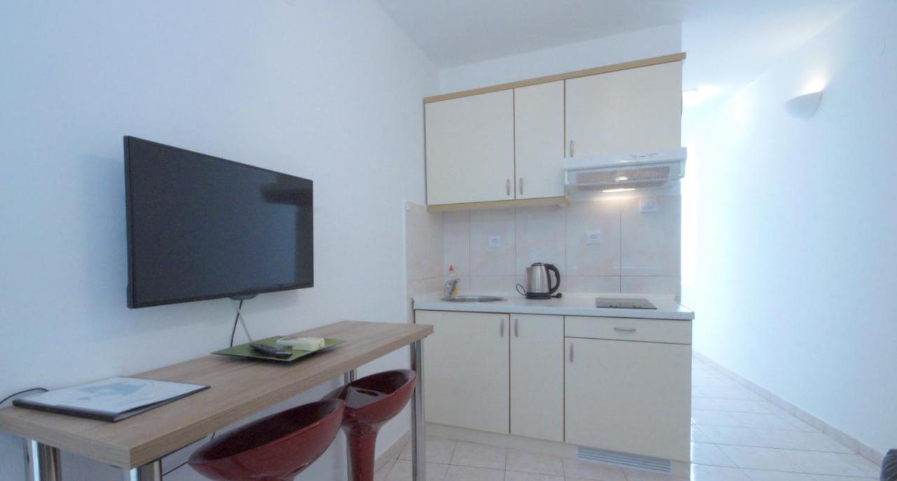 Bliss Apartments Будва Екстер'єр фото